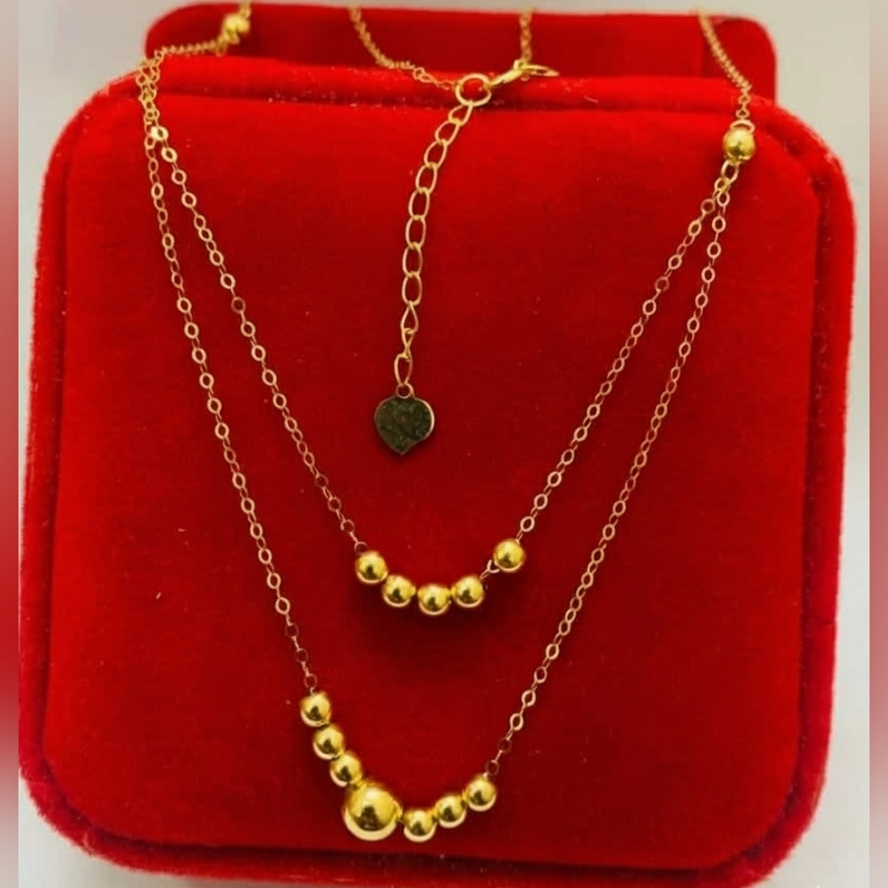 Chic Gold Beaded Necklace